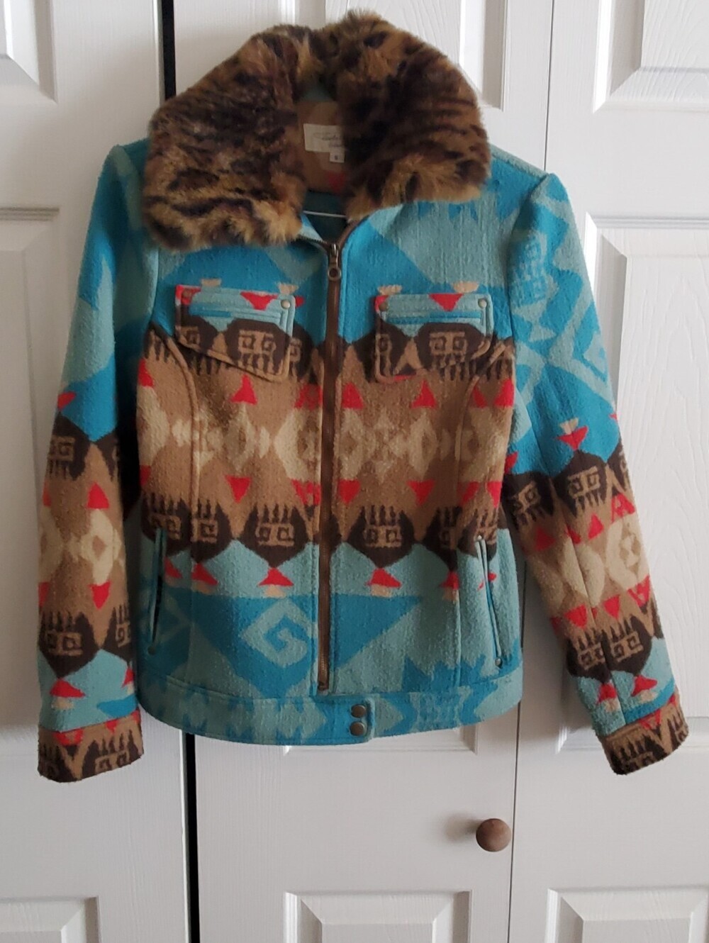TASHA POLIZZI COLLECTION BLUE RIDGE FAUX FUR COLLAR. SMALL. FLEECE.COAT